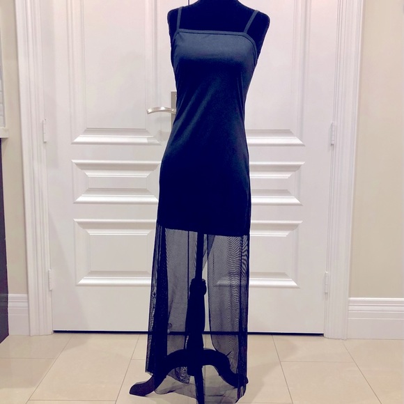 Poleci mock neck long dress in black with slit with long sleeves - Picture 3 of 6